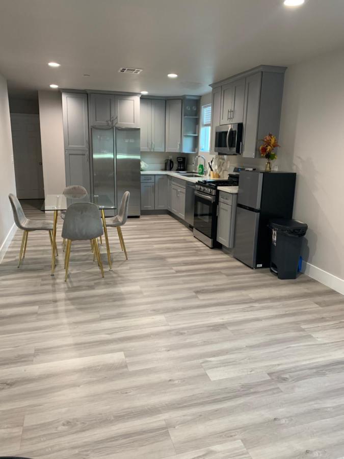 Private Room In New Appartment With Full Bath Los Angeles Dış mekan fotoğraf