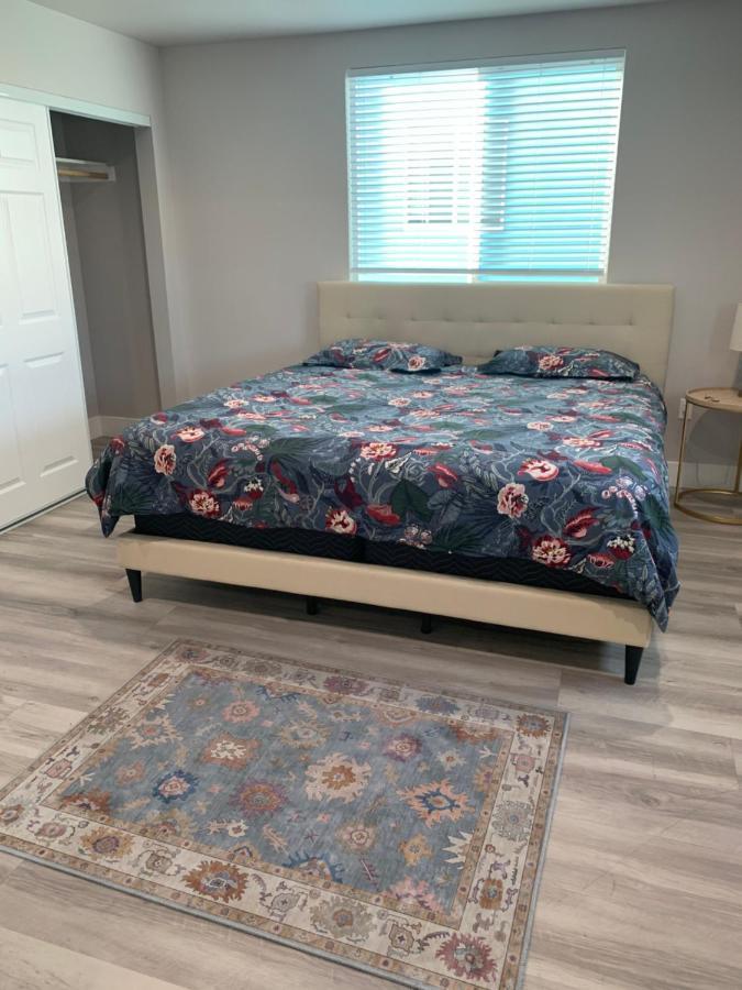 Private Room In New Appartment With Full Bath Los Angeles Dış mekan fotoğraf
