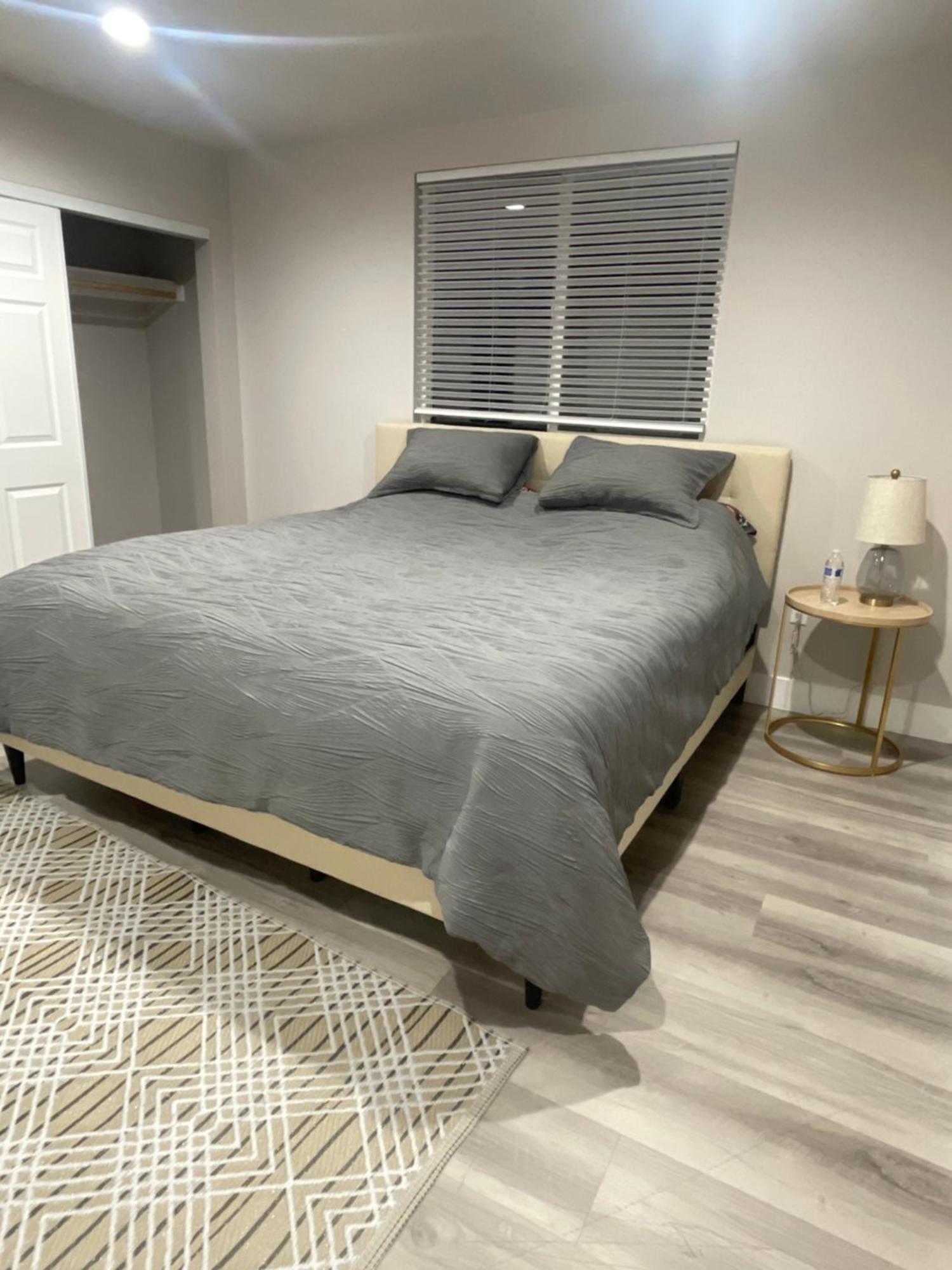 Private Room In New Appartment With Full Bath Los Angeles Dış mekan fotoğraf