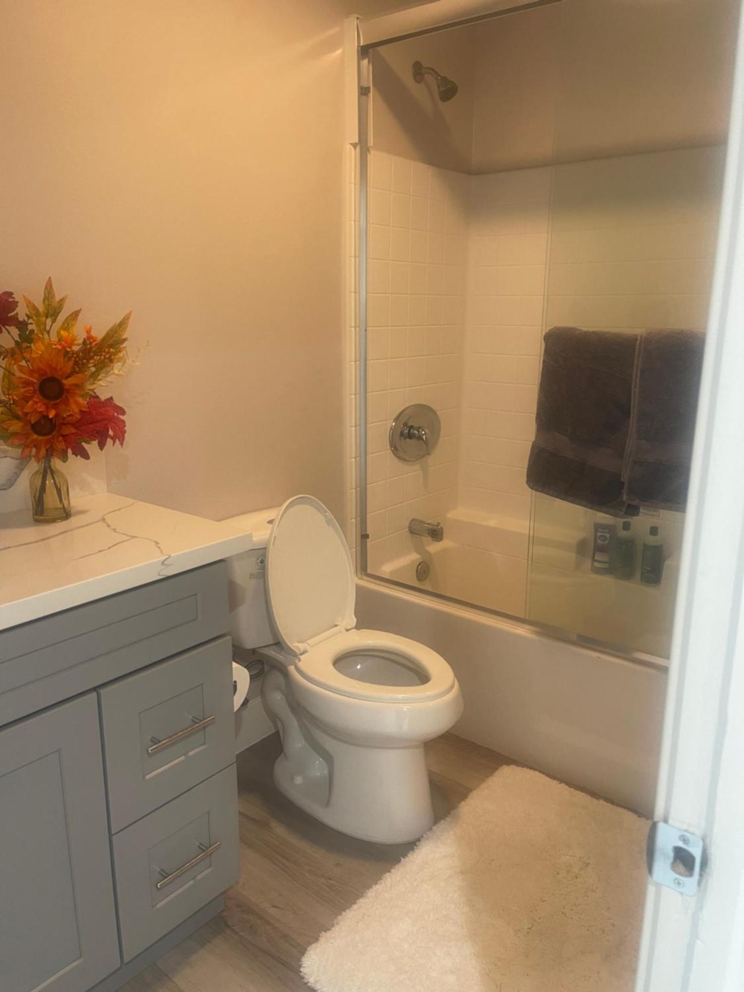 Private Room In New Appartment With Full Bath Los Angeles Dış mekan fotoğraf